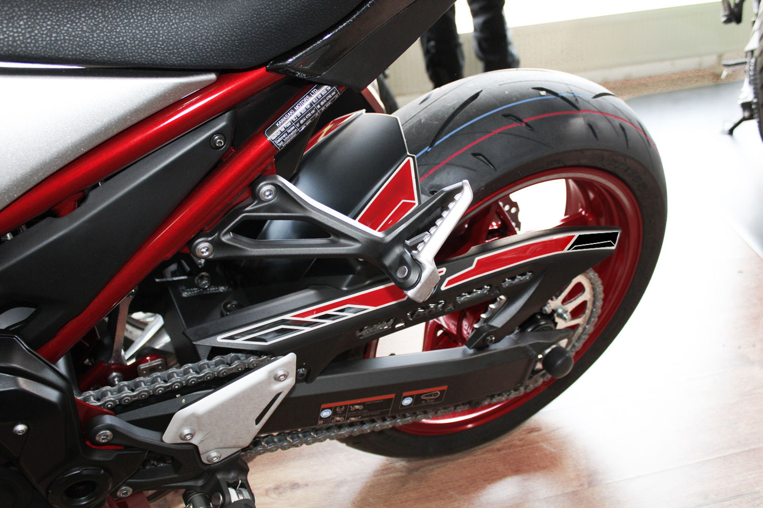 Sozius Dekor Schutz Gel Aufkleber Carbon Red kompatibel für Honda  Fireblade#